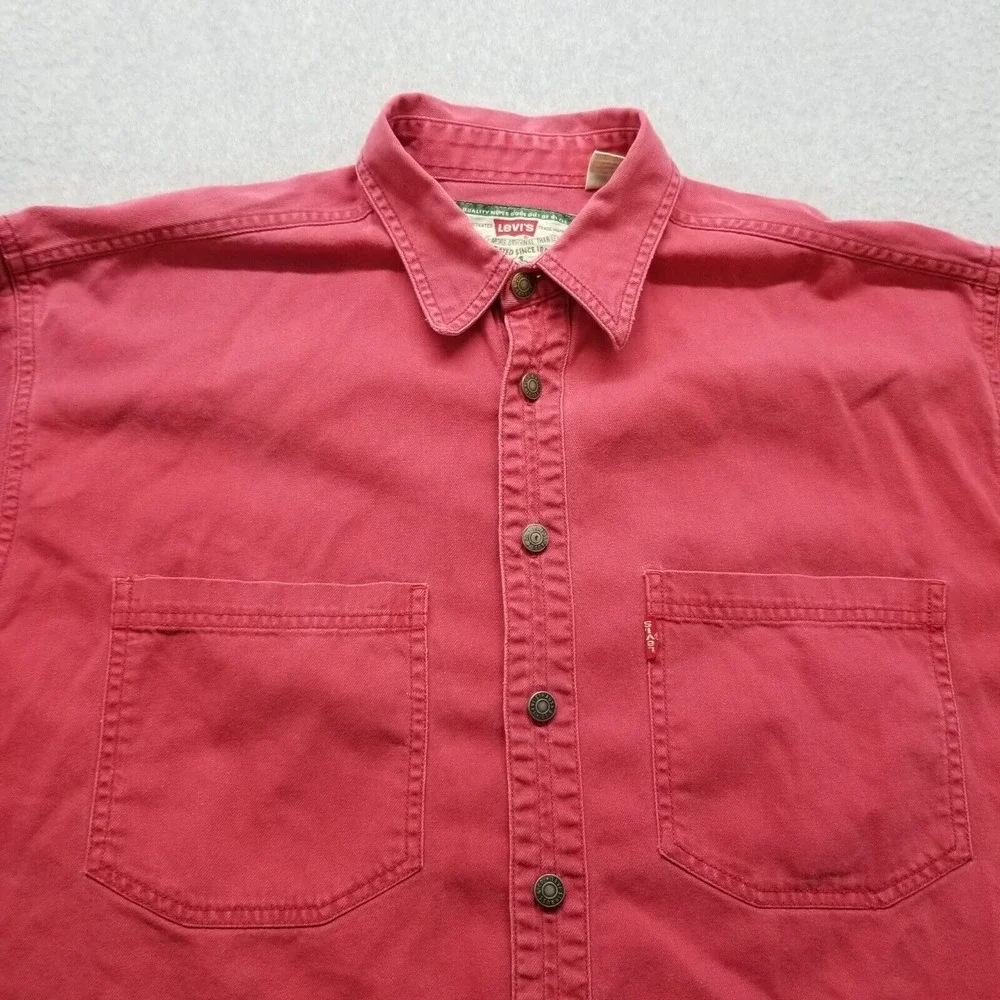 Levis Shirt Mens Medium Red Casual Button Up Long Sleeve Pockets Cotton‎